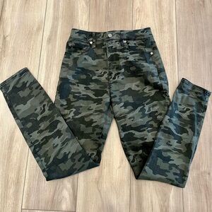 Good American camo jean